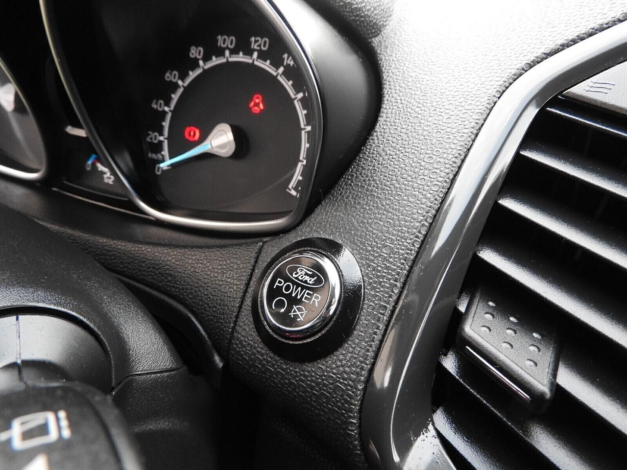 Ford ECOSPORT titanium