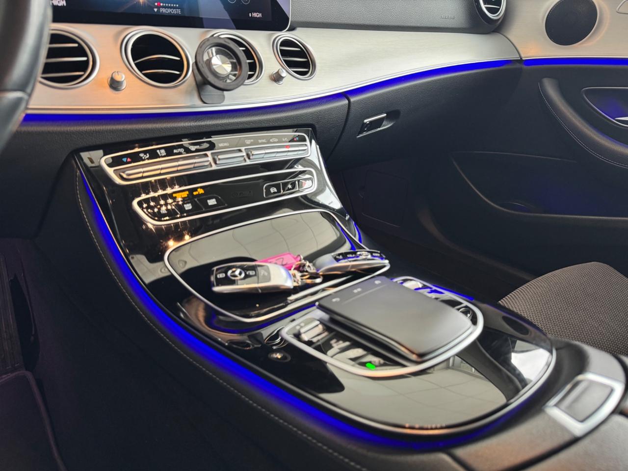 Mercedes-benz E 200 d Auto Premium Plus