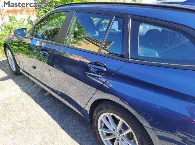 BMW 320 320d Touring mhev 48V xdrive Business Advantage au
