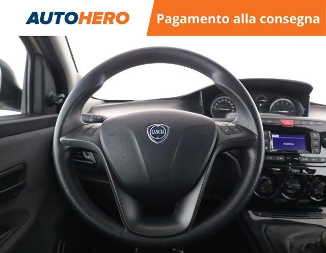 LANCIA Ypsilon 1.0 FireFly 5 porte S&S Hybrid Ecochic Silver