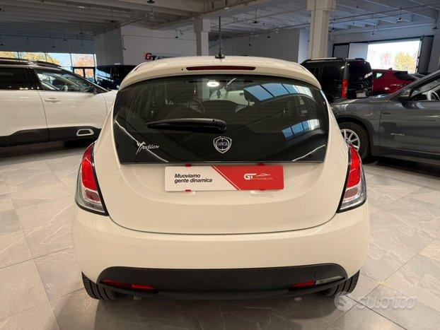 Lancia Ypsilon 1.2 69 CV S&S Elefantino Blu