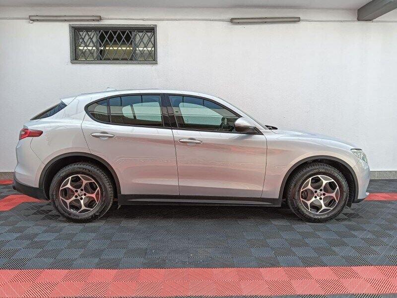 Alfa Romeo Stelvio Stelvio 2.2 Turbodiesel 160 CV AT8 RWD Business