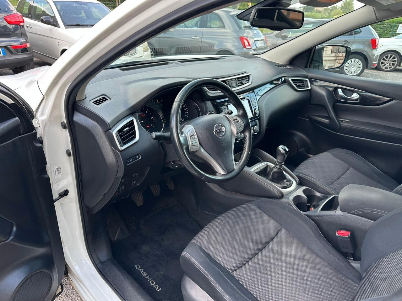 Nissan Qashqai 1.5 dCi 360