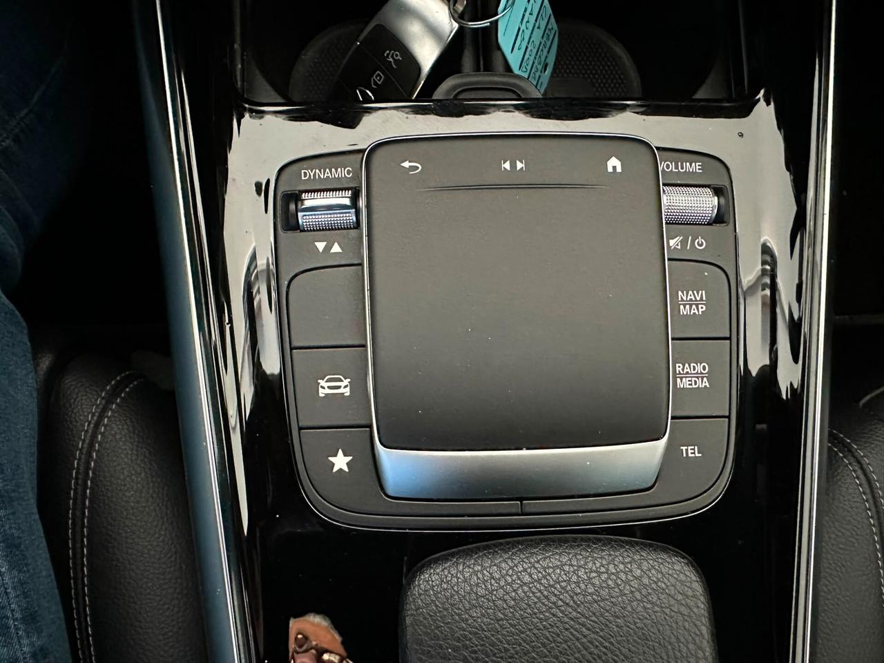 MERCEDES GLA 200d SPORT 150cv AUT