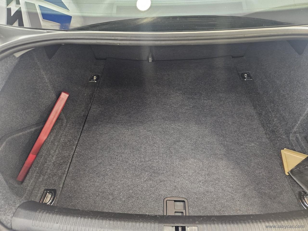 AUDI A4 2.0 TDIe 136 CV Ambiente