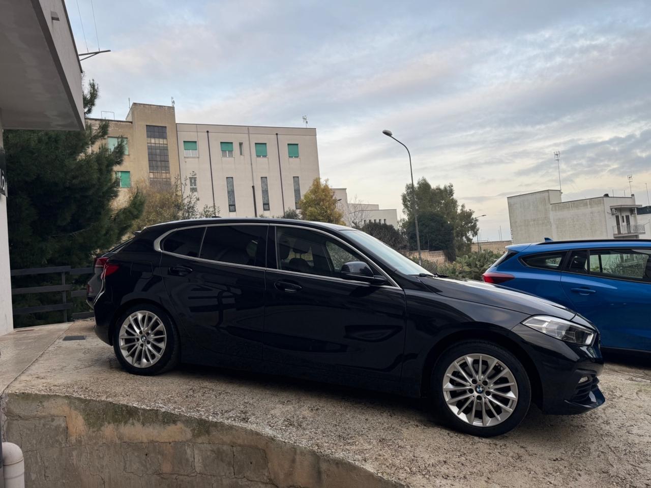 Bmw Serie 1 - 116d - LED - VIRTUAL - 2021