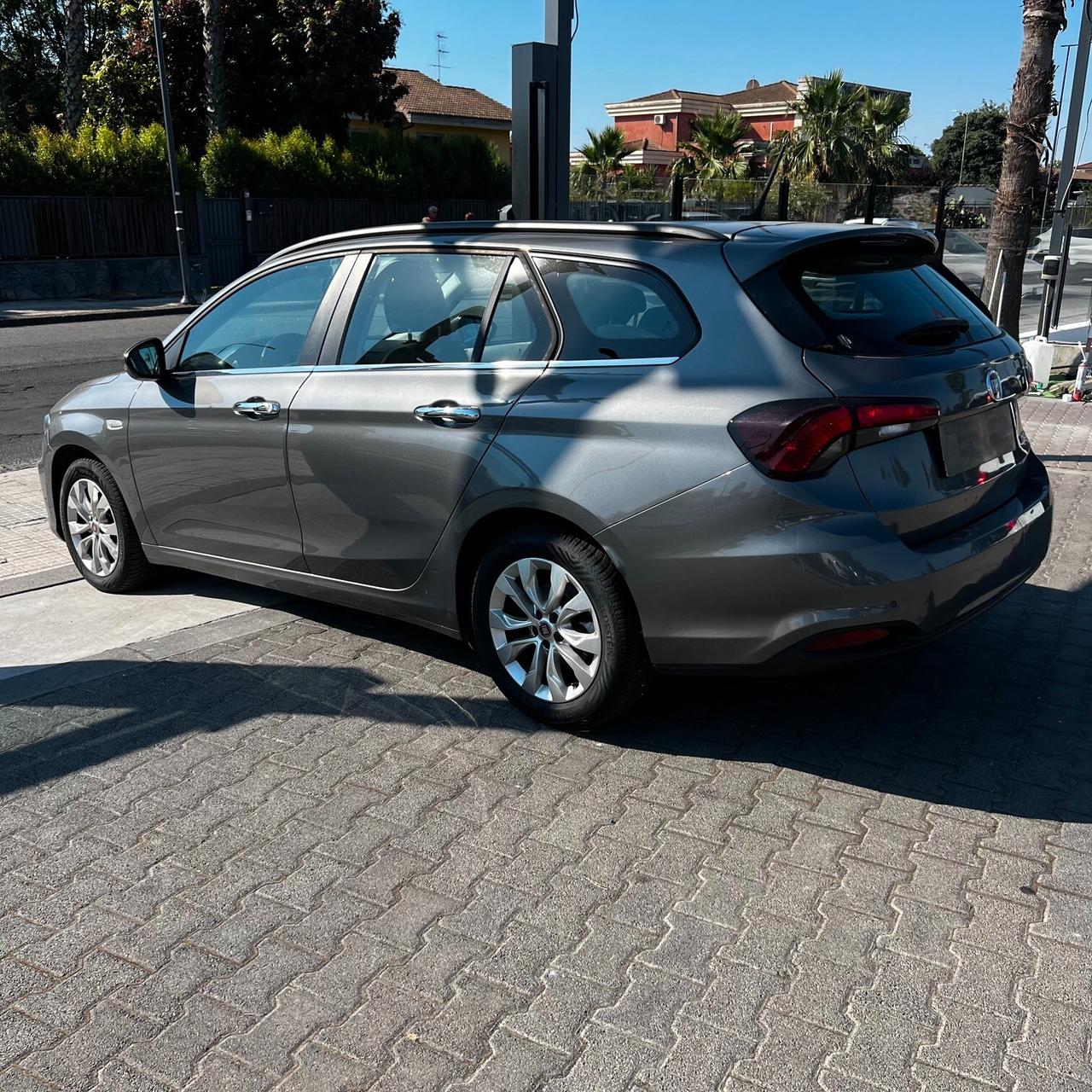 Fiat Tipo 1.6 Mjt S&S DCT SW S-Design