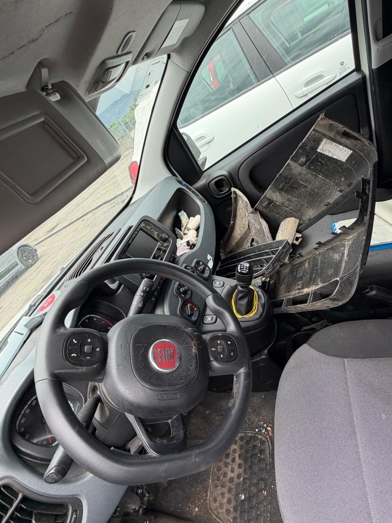 Fiat Panda 1.0 S&S Hybrid Van 2 posti