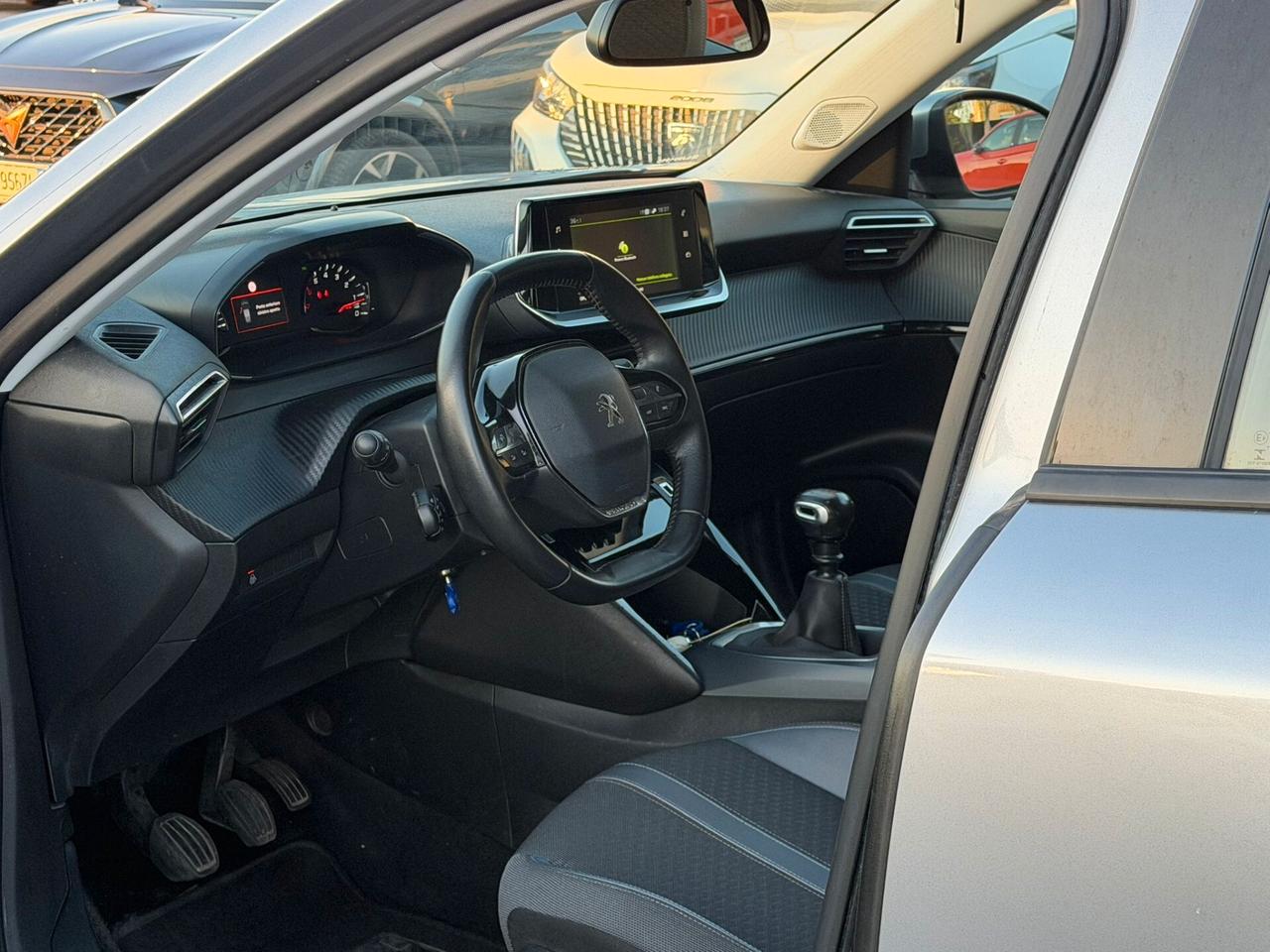 Peugeot 2008 PureTech 130 S&S Allure