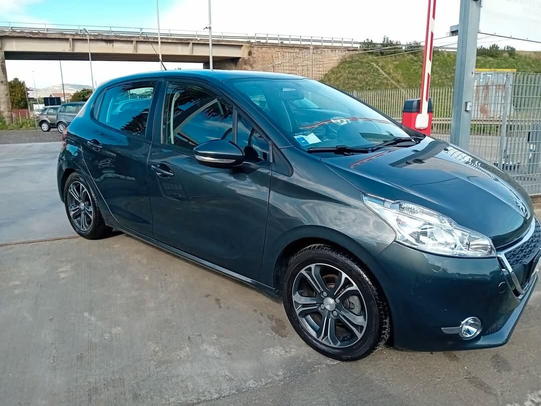 Peugeot 208 1.4 HDi 68 CV 5 porte Active