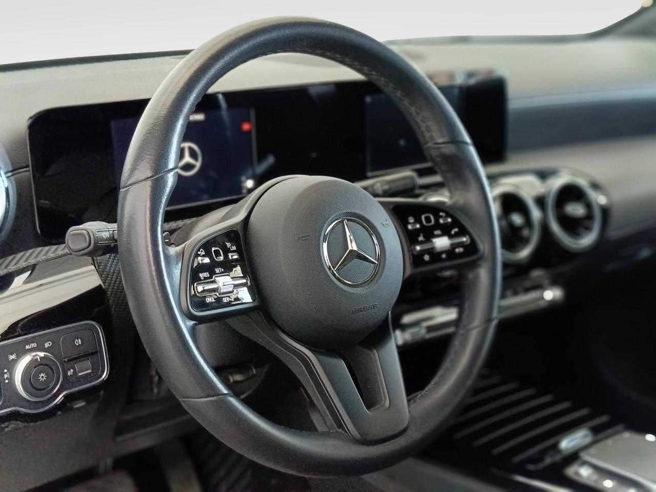Mercedes-Benz Classe A - W177 2018 - A 180 d Business Extra auto