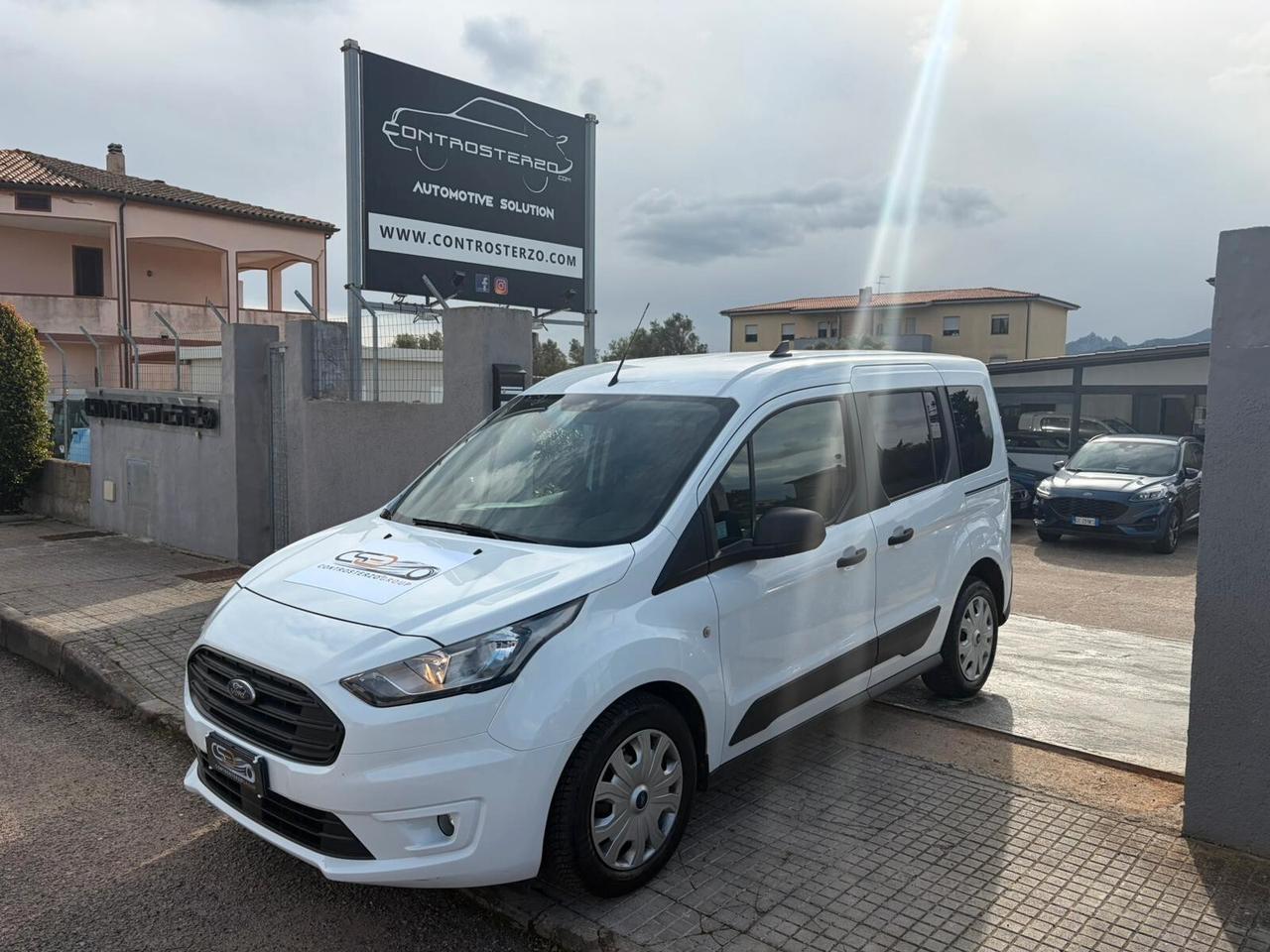 FORD TRANSIT CONNECT - FINANZIABILE