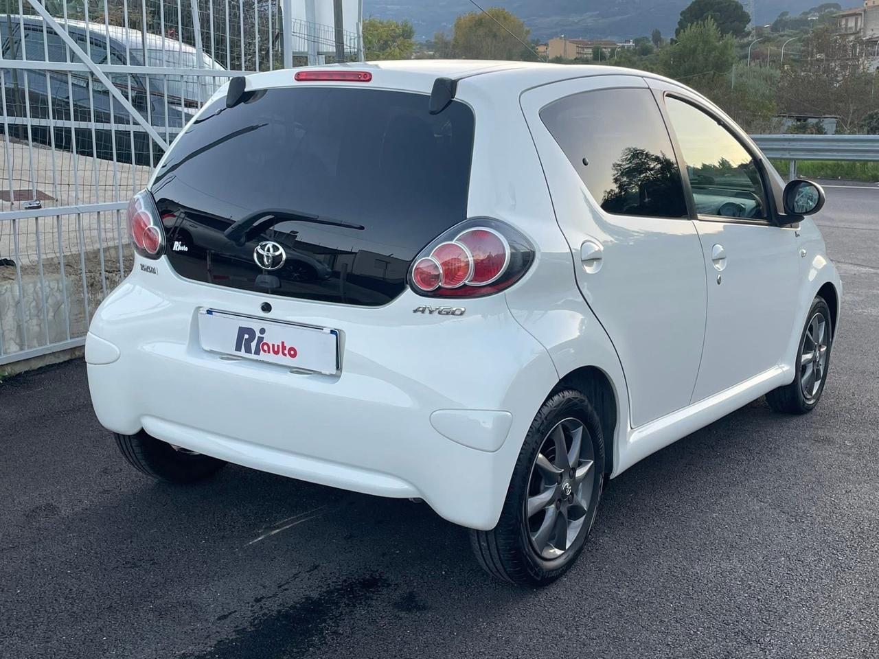 Toyota Aygo 1.0 5 porte