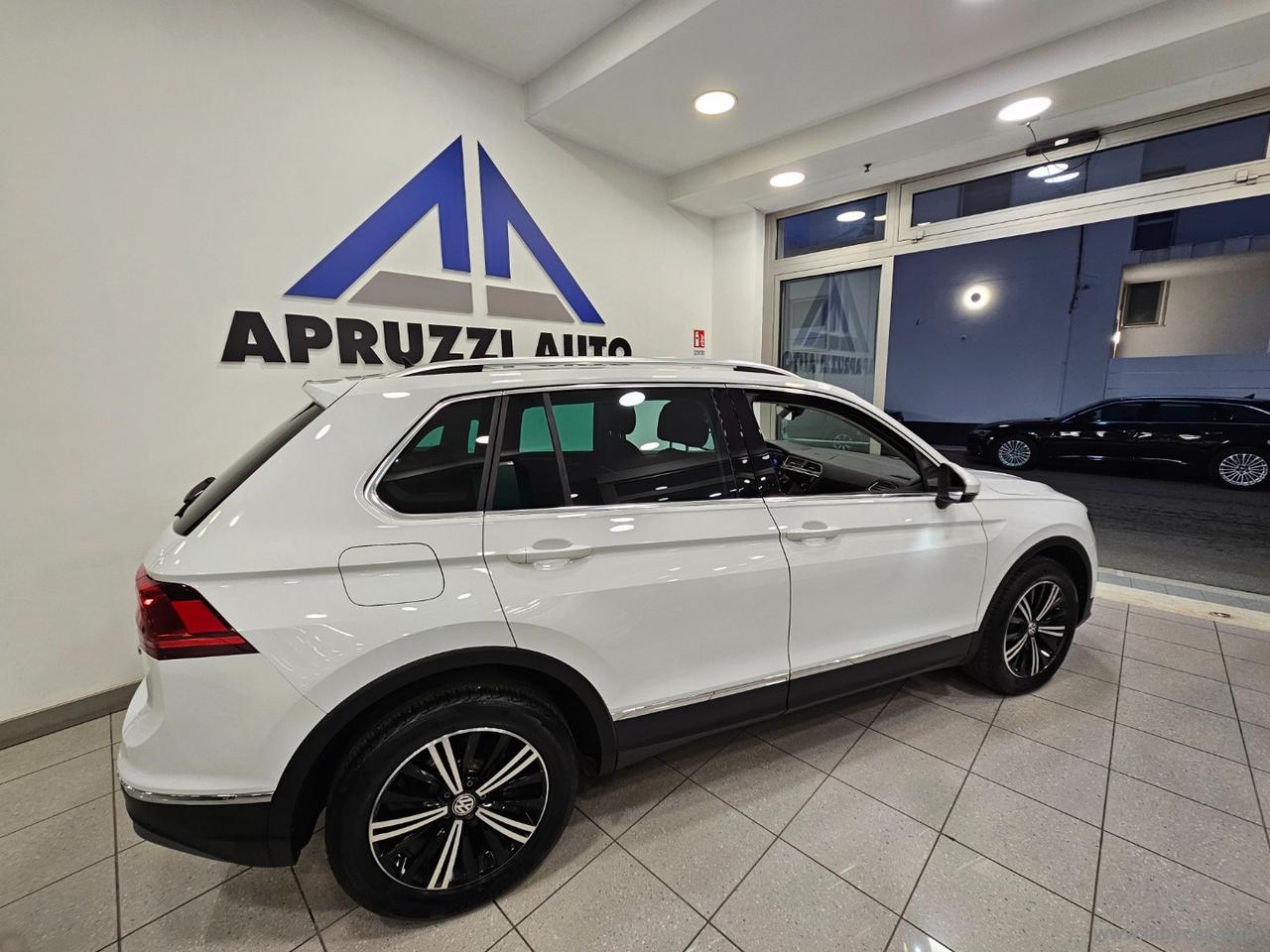 VOLKSWAGEN Tiguan 2.0 TDI DSG 4MOTION Advanced BMT