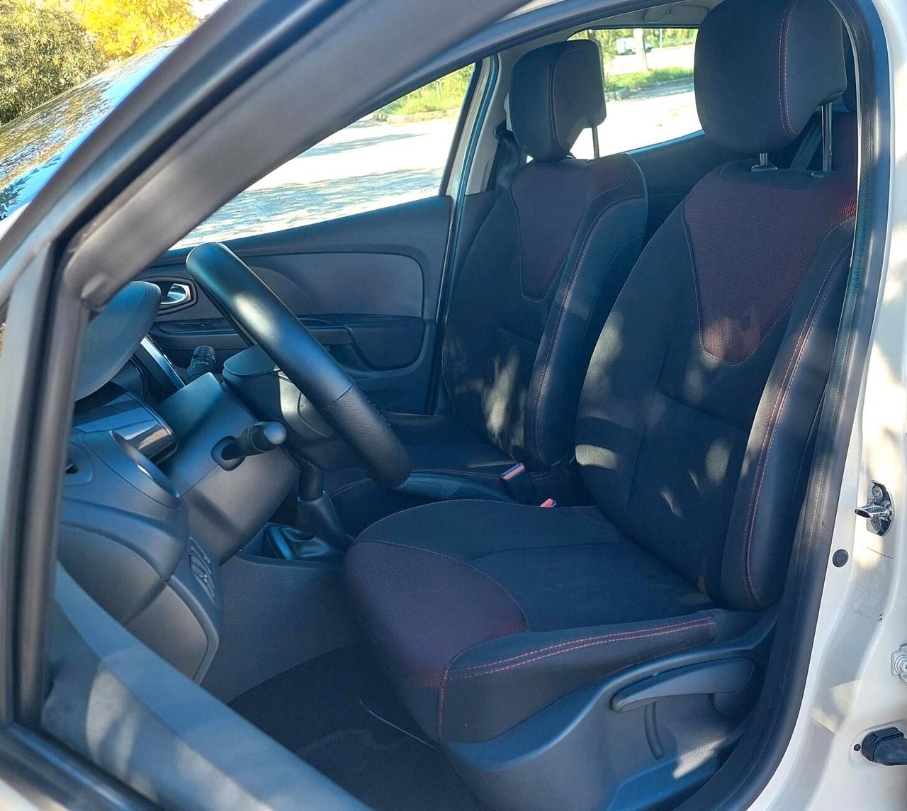 PARI AL NUOVO - RENAULT CLIO - 1.5 DIESEL - EURO 6 B