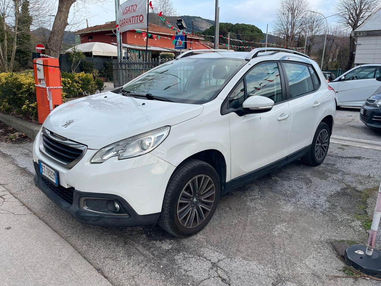 Peugeot 2008 1.2 VTi 82CV Allure