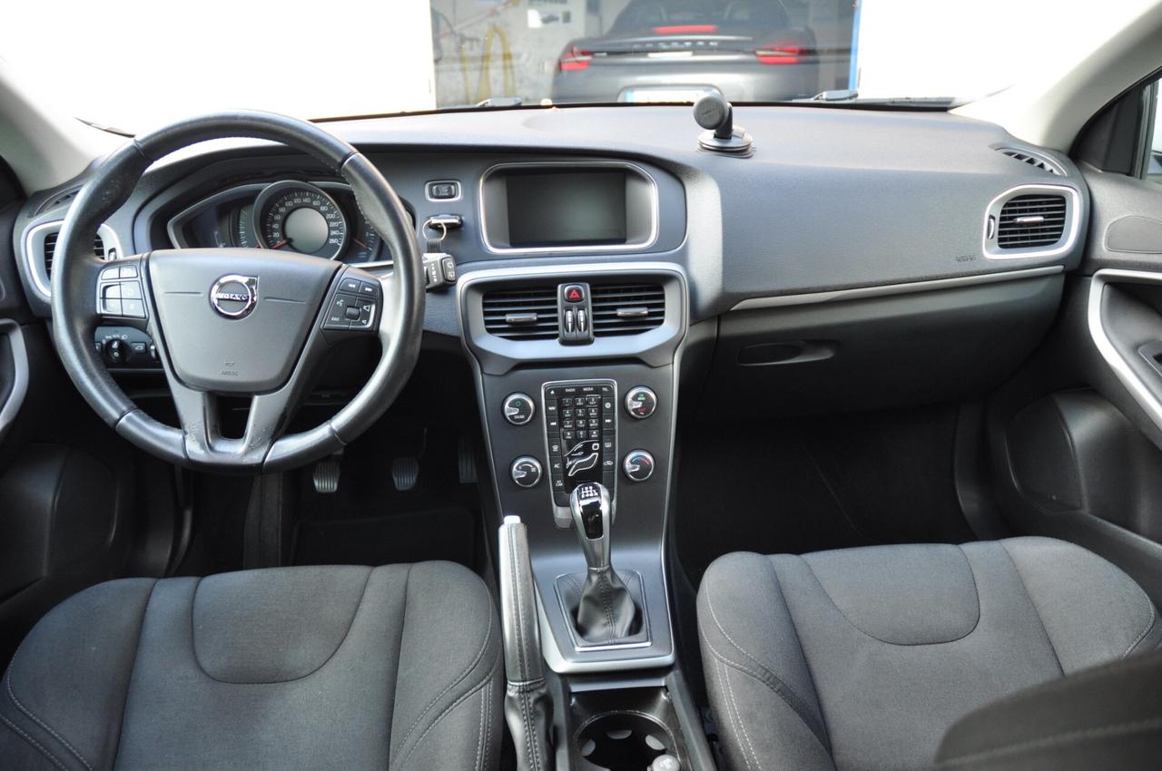 Volvo V40 2.0 D2 Kinetic my18