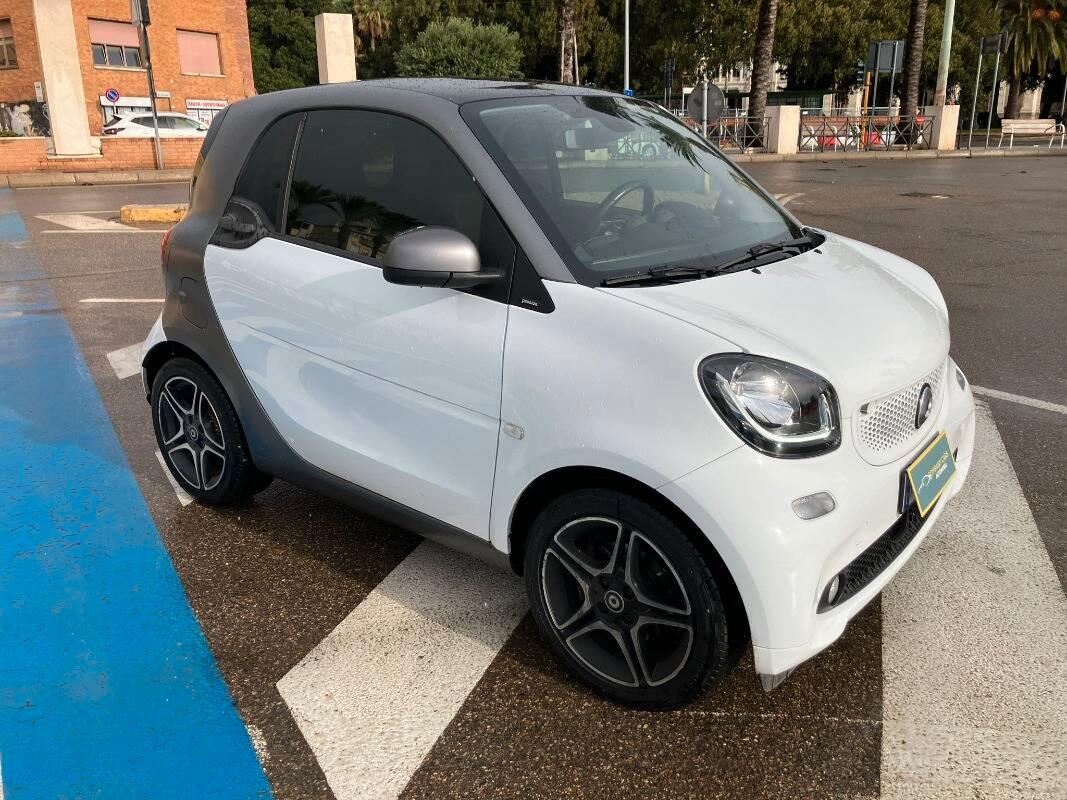 Smart Fortwo 0.9 t Passion 90cv twinamic my18