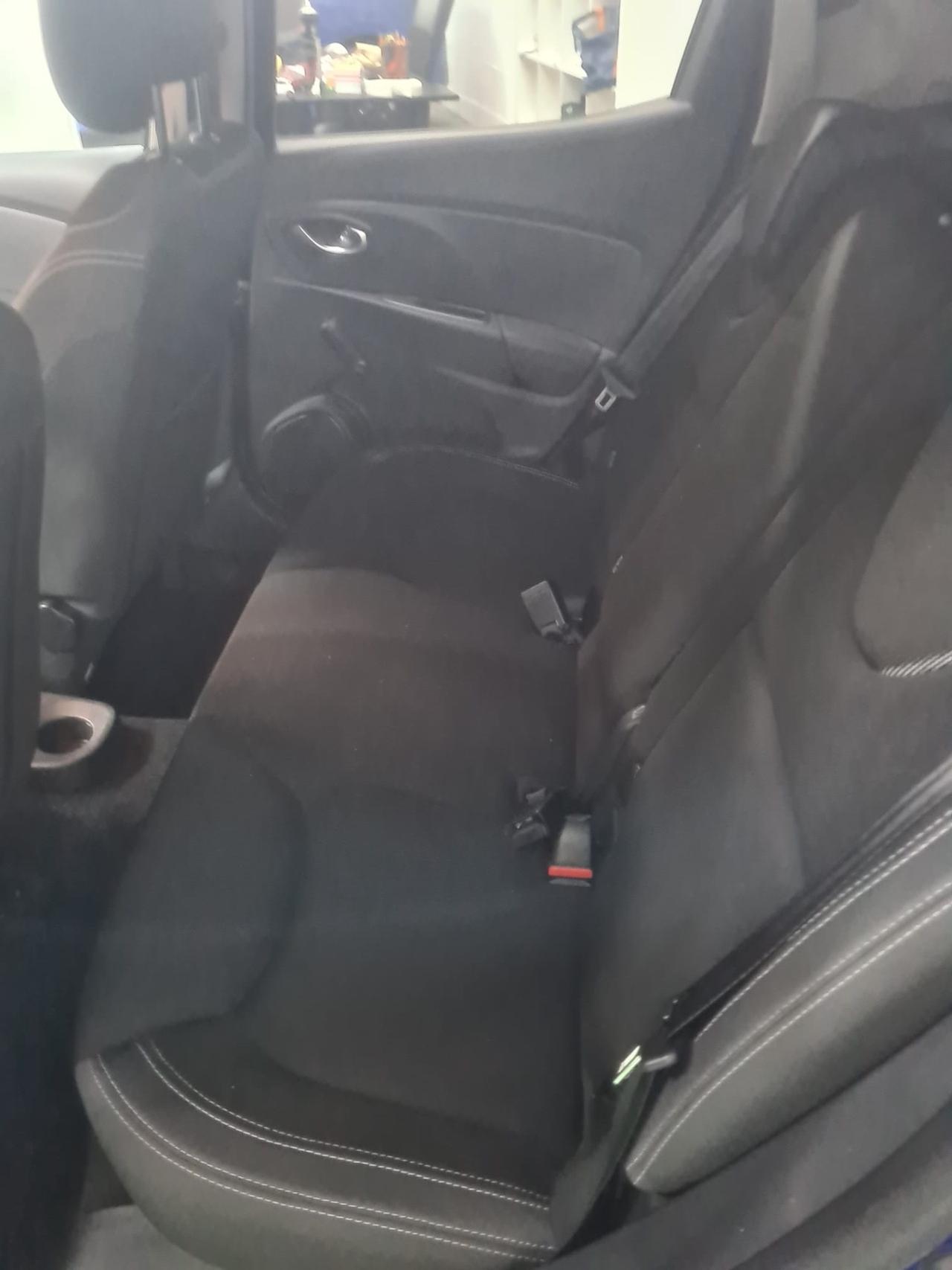 Renault Clio dCi 8V 75 CV 5 porte Moschino Intens