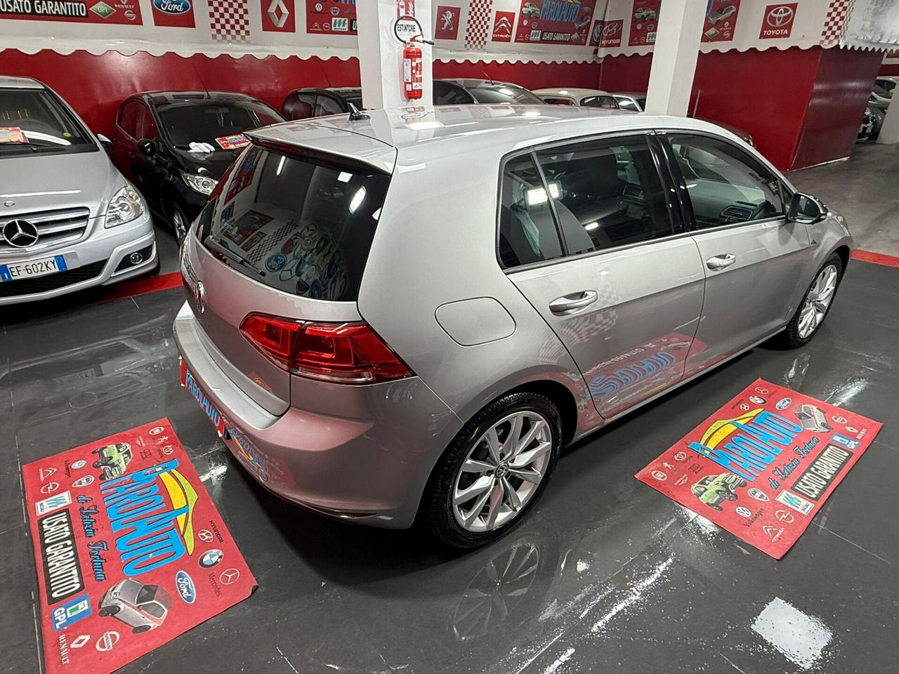 Volkswagen Golf 2.0 TDI DSG 150cv Highline - 2013