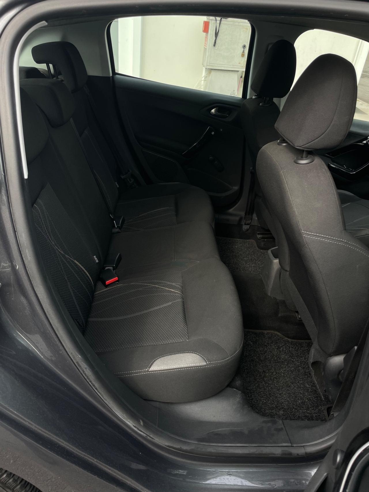 Peugeot 208 1.2 VTi 82 CV 5 porte Active