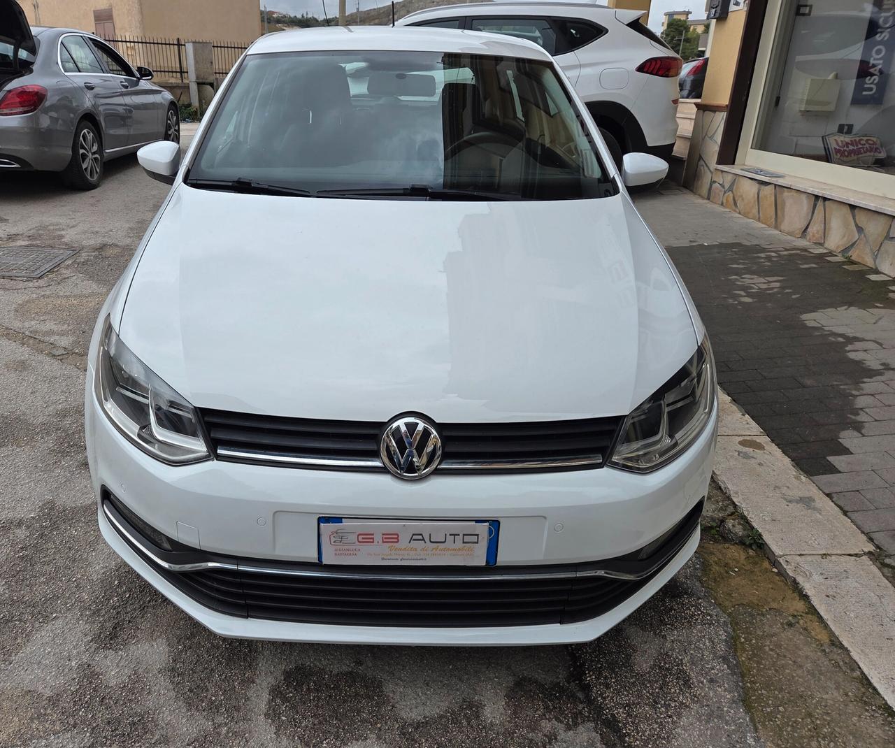 VW POLO ANNO 2014 RESTYLING KM 110000 CERTIFICATI