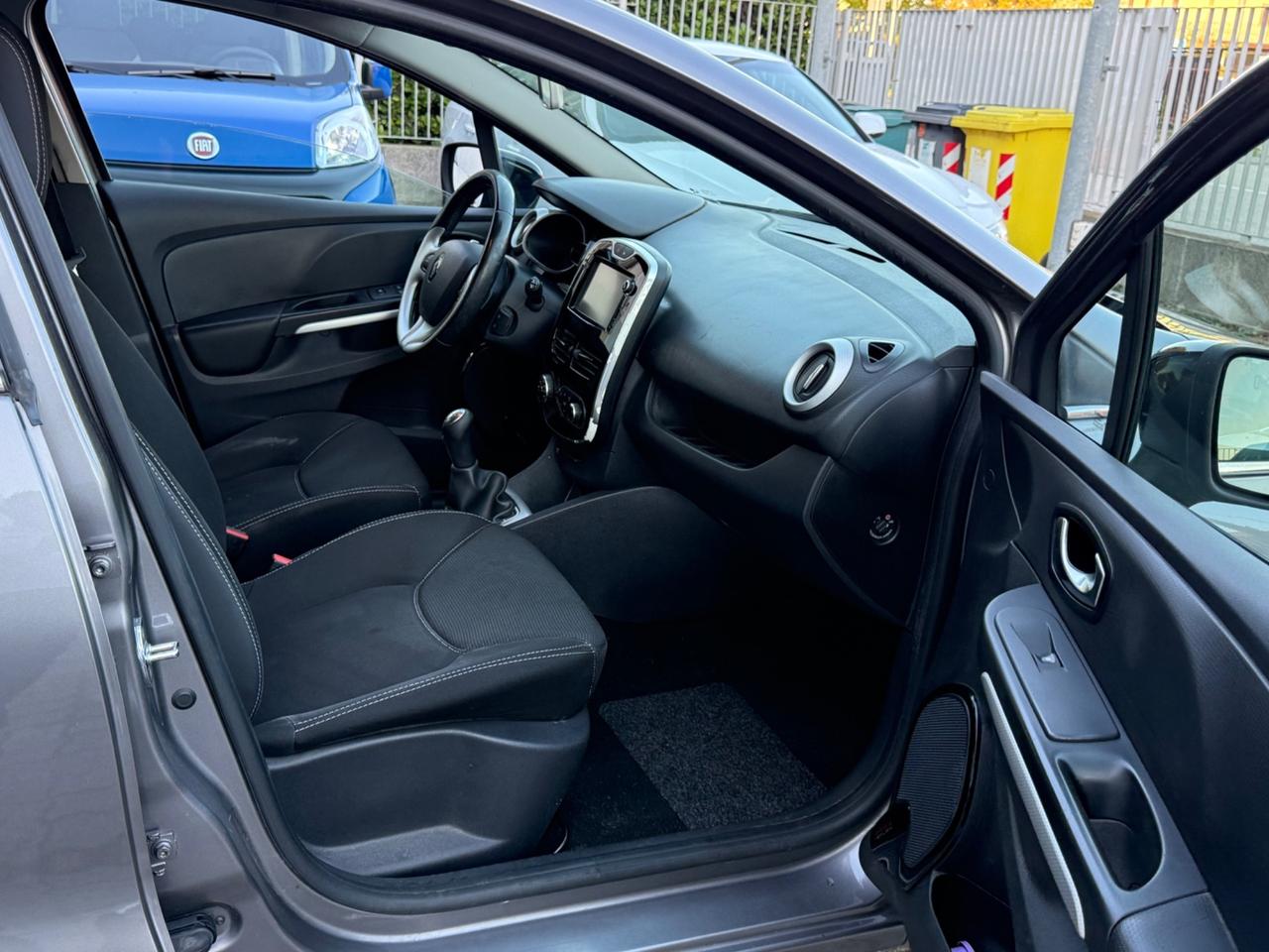 Renault Clio TURBO 12V 90CV Start&Stop 5 porte Energy Intens