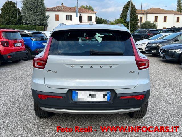 VOLVO XC40 D3 Momentum Pro Iva Esposta