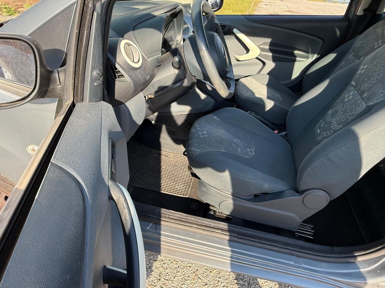 Ford Ka Ka+ 1.2 8V 69CV Titanium