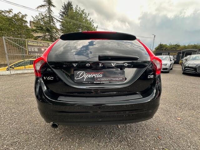 Volvo V60 D2 1.6 Powershift R-design Kinetic
