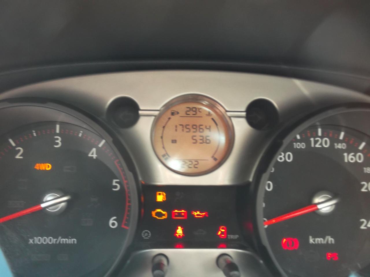 Nissan Qashqai 2.0 dCi DPF 4WD Acenta - 32