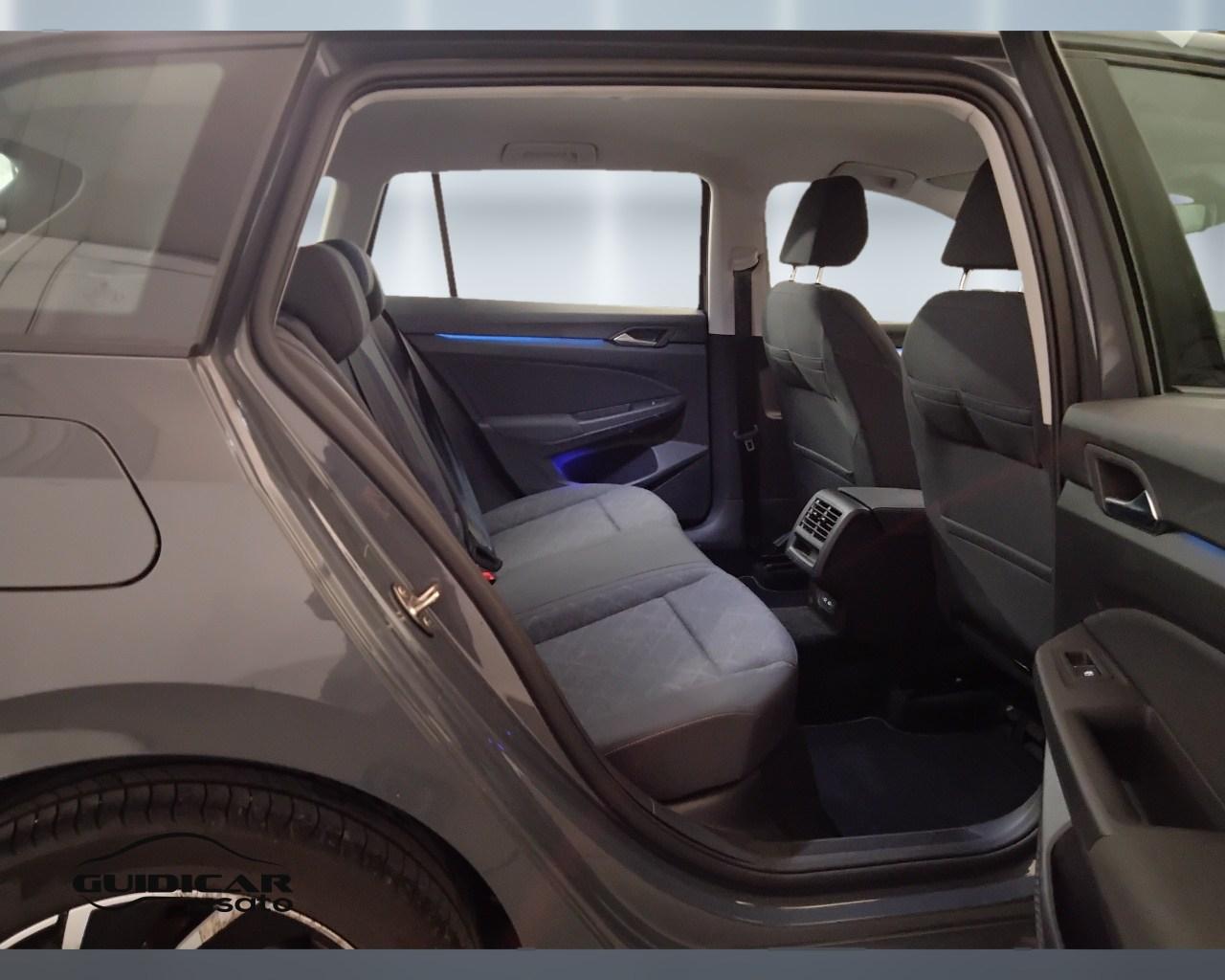 VOLKSWAGEN Golf VIII 2020 Variant - Golf Variant 1.0 etsi evo Life 110c