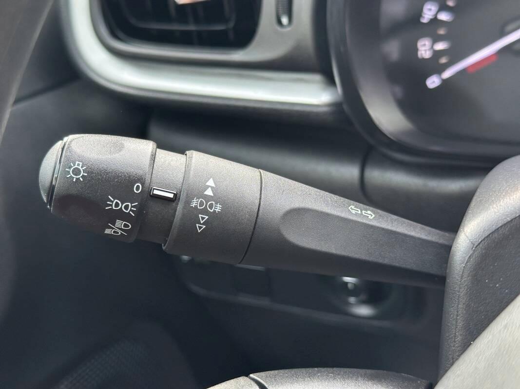 Citroen C3 1.5 bluehdi Feel s&s 100cv con CarPlay
