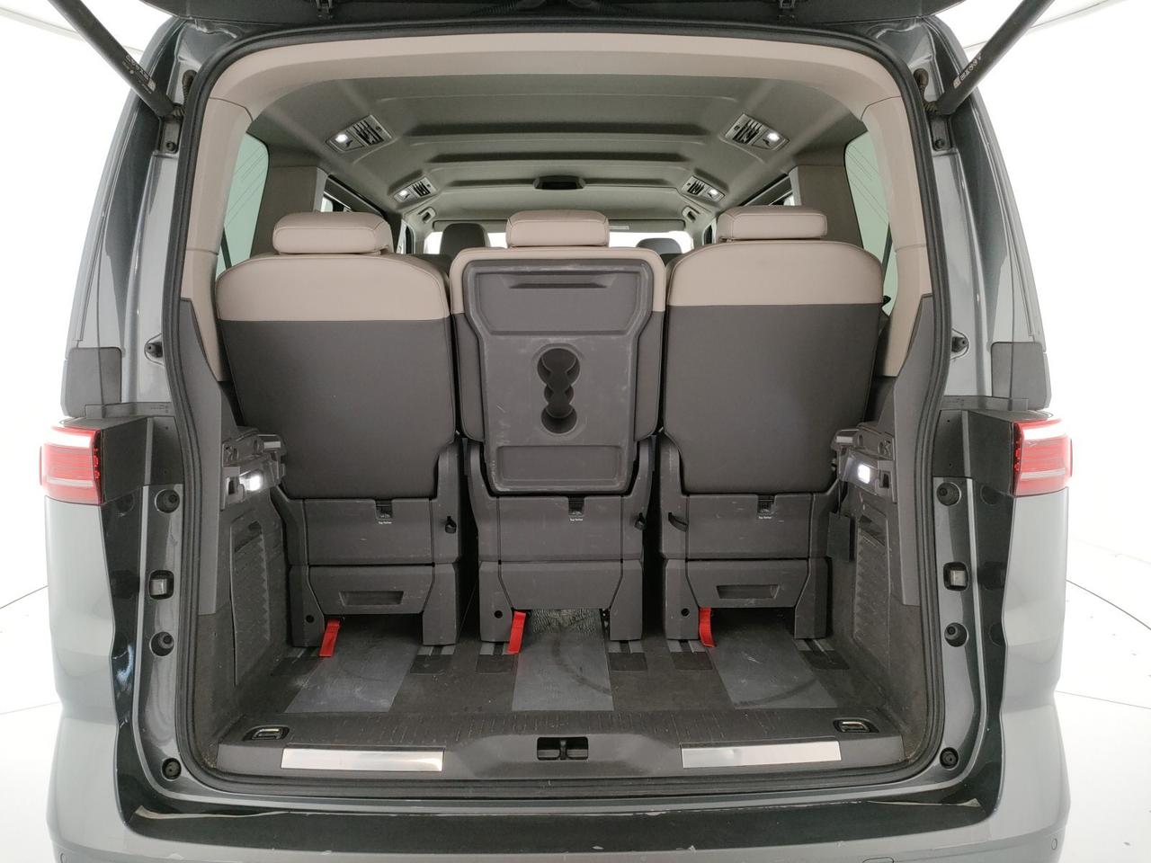 Volkswagen T7 Multivan 2.0 tdi style 150cv dsg 7p.ti