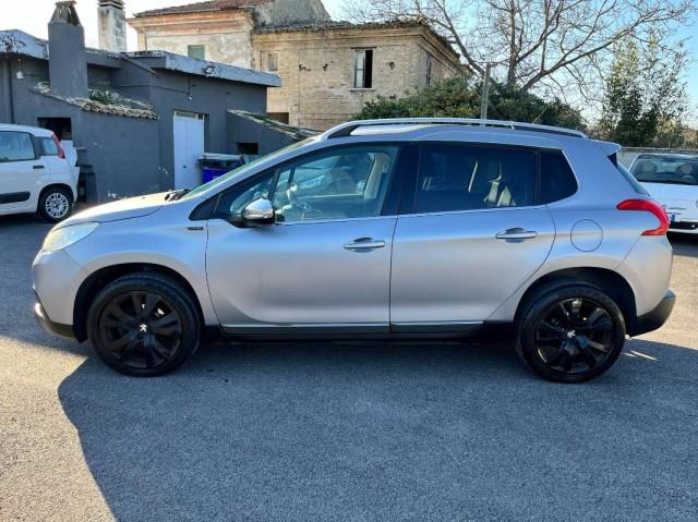 Peugeot 2008 1.6 bluehdi Black Matt 100cv