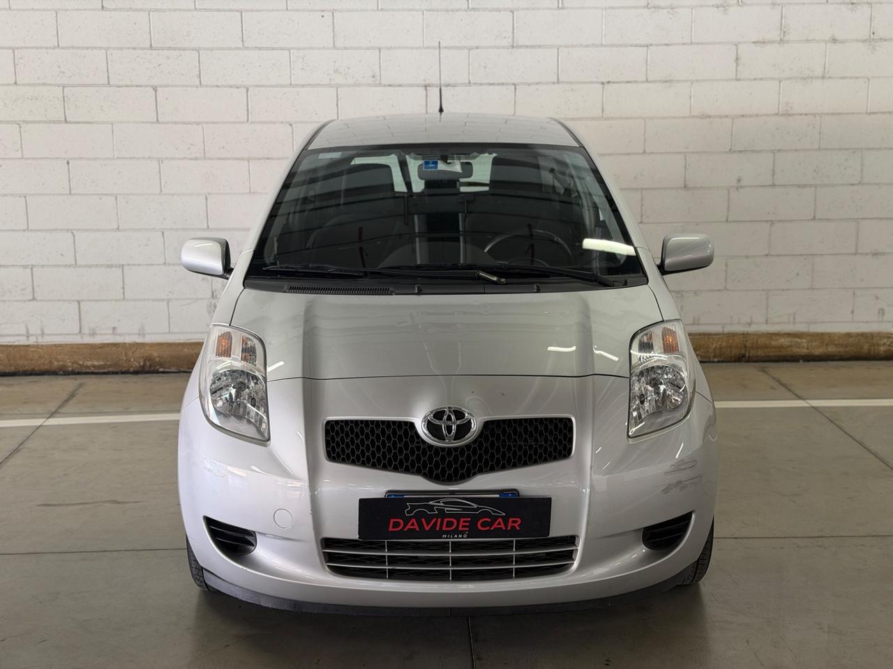 Toyota Yaris 1.3 3 porte Sol 13.000km