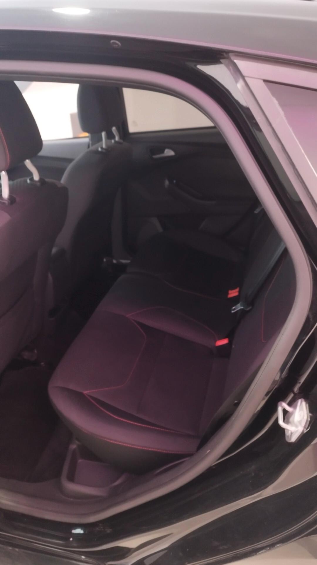 Ford Focus 1.5 TDCi 120 CV Start&Stop ST Line