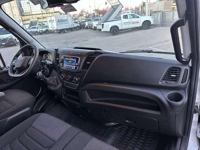 Iveco Daily 35C16H3.0 Cent Reg Porte Post 4440x2240x2850kg1000