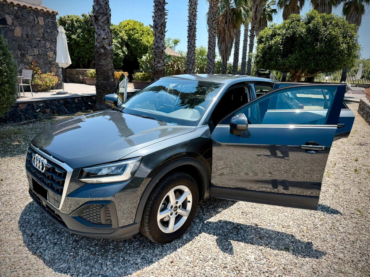 Audi Q2 35 TDI S tronic Business