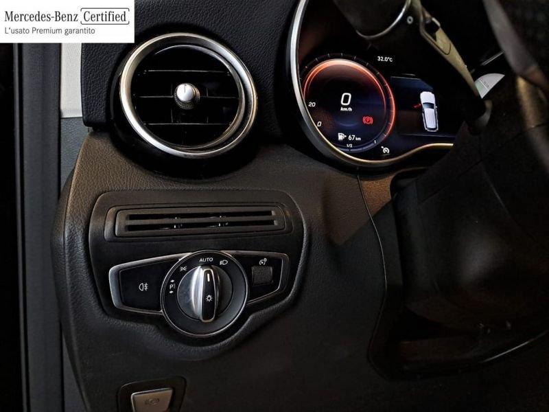 Mercedes-Benz GLC 200 EQ-BOOST PREMIUM 4MATIC AUTO