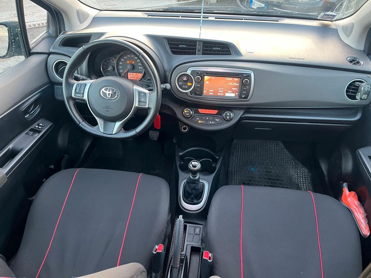 Toyota Yaris 1.4 D-4D Lounge 90CV