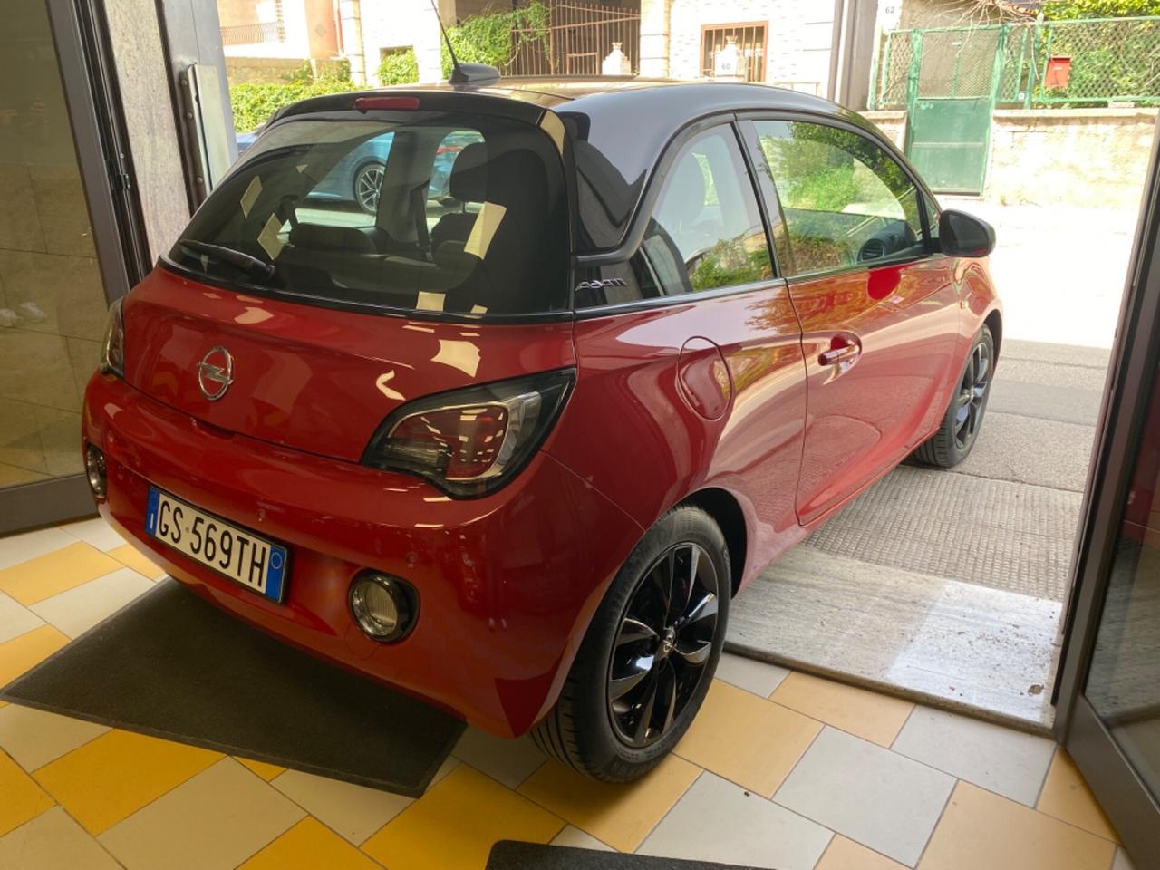 Opel Adam 1.2 70 CV Glam Neopatentati