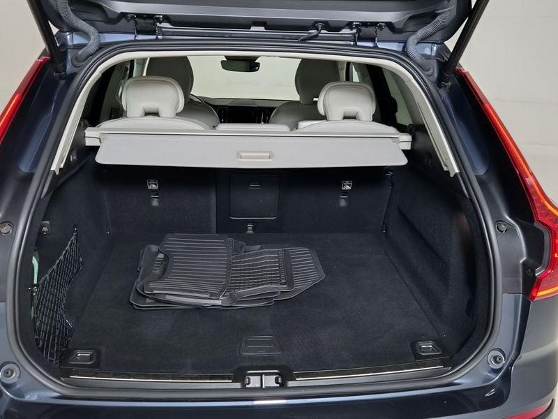 Volvo XC60 II 2022 2.0 b4 Plus Bright auto