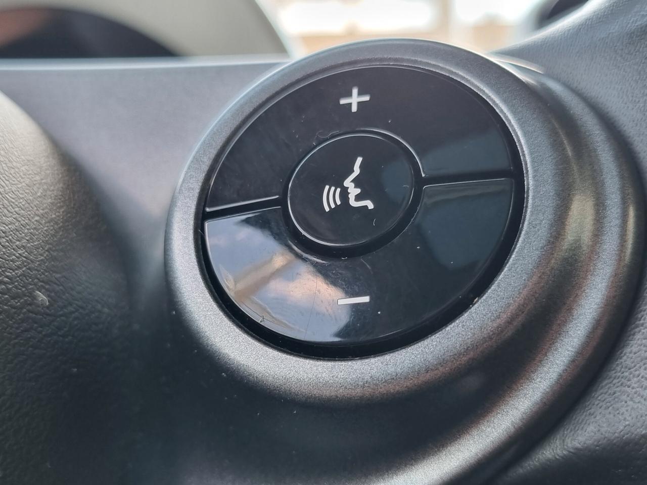 Smart Forfour II 2015 1.0 Youngster 71cv