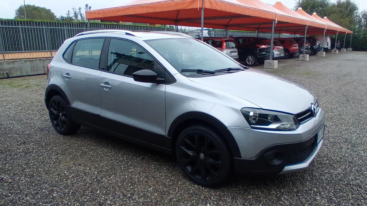 Volkswagen Polo Cross 1.2 TSI BlueMotion Adatta a Neopatentati