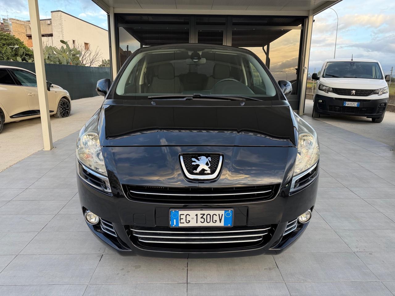 Peugeot 5008 1.6 HDi 112CV Premium
