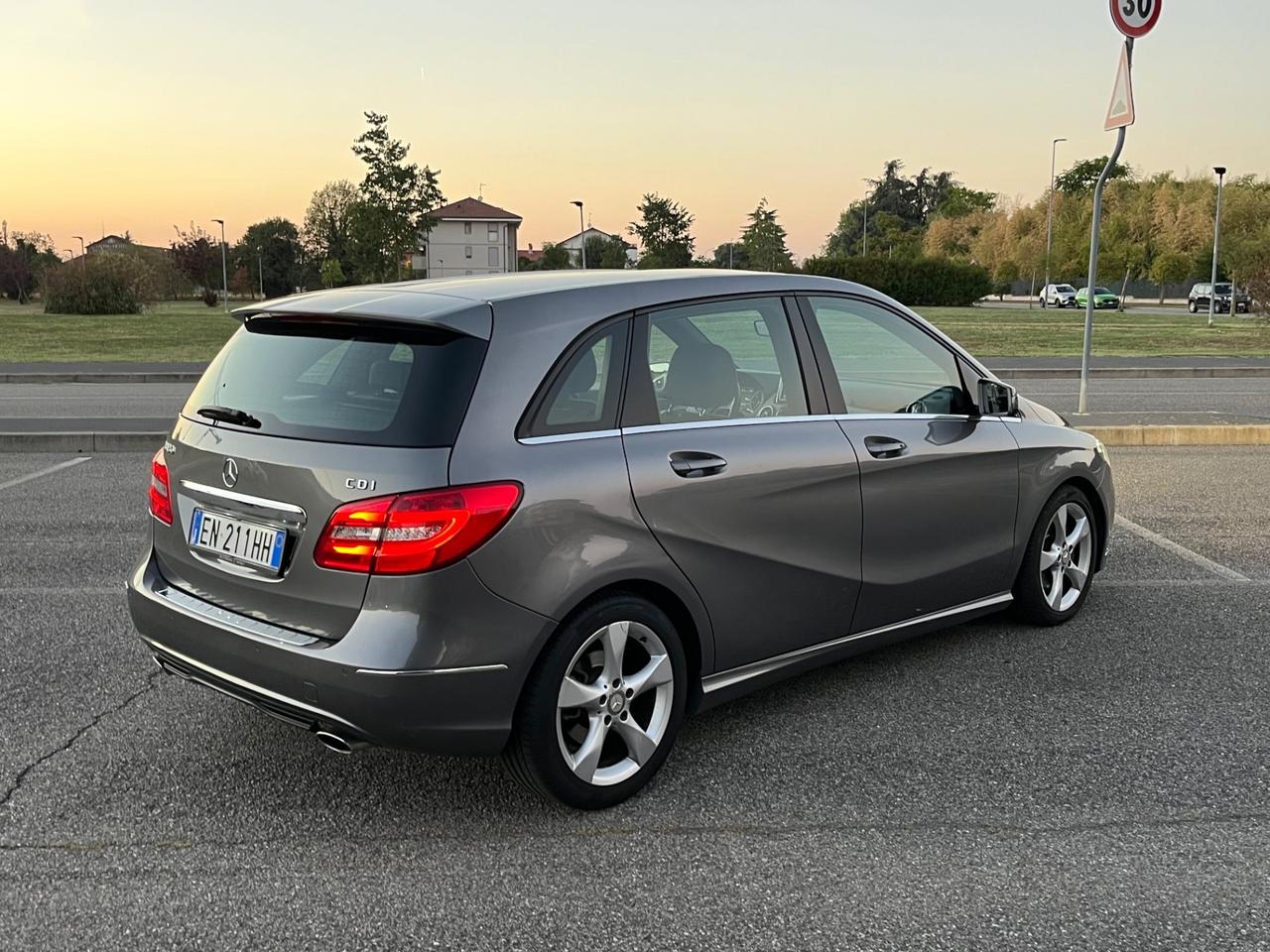 Mercedes-benz B 180 CDI - Premium 109 CV