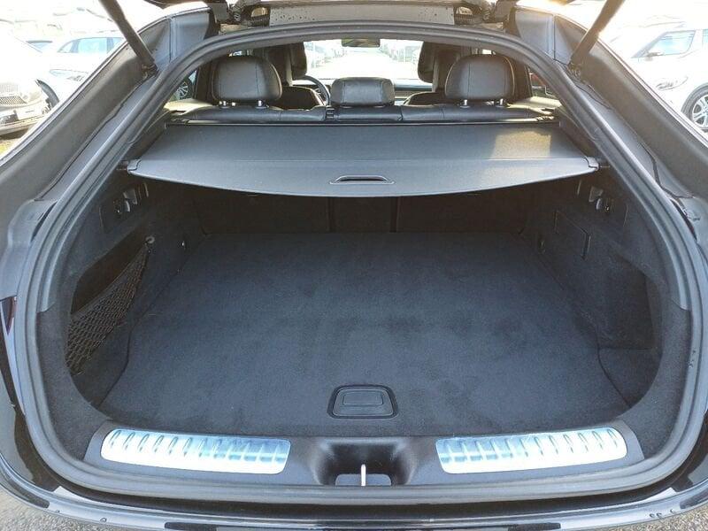 Mercedes-Benz GLC Coupé GLC Coupe 300 d 4Matic AMG Line Premium NIGHT-PACK