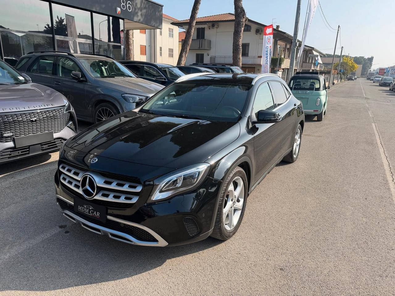 Mercedes-Benz GLA 200 Premium Auto *TAGLIANDI MERCEDES*