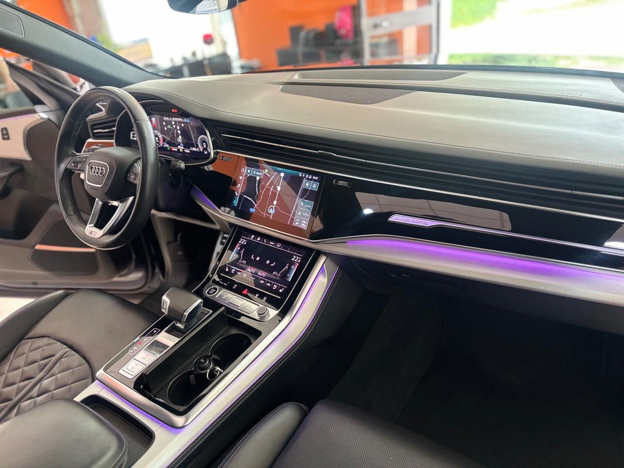 Audi Q8 55 TFSI quattro tiptronic S LINE X 2 TETTO MATRIX PERMUTE FINANZIAMENTI